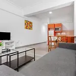 別荘 Center