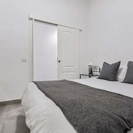 Center * 산타크루스데 테네리페